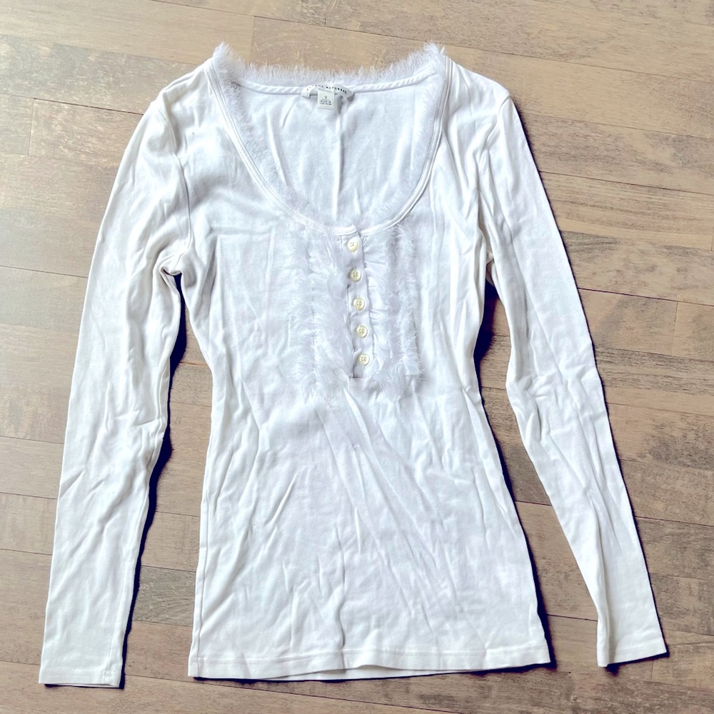 Banana Republic Embellished Henley Tee. Size Small.